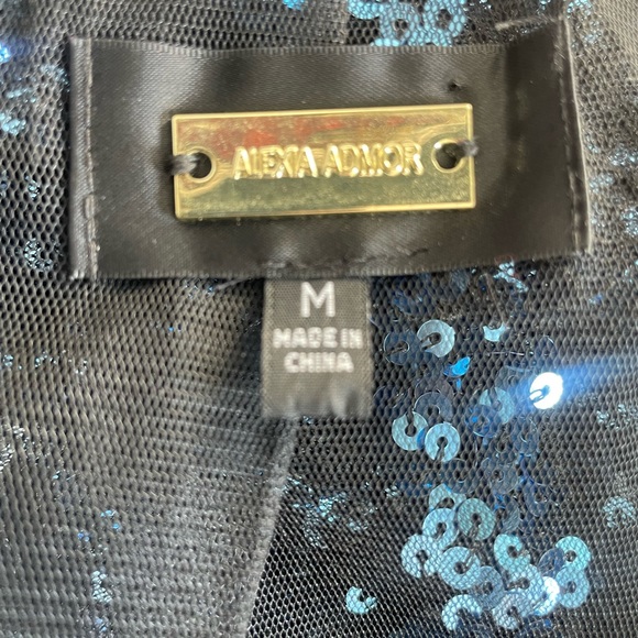 Alexa Amor Sequin Duster - Picture 5 of 7